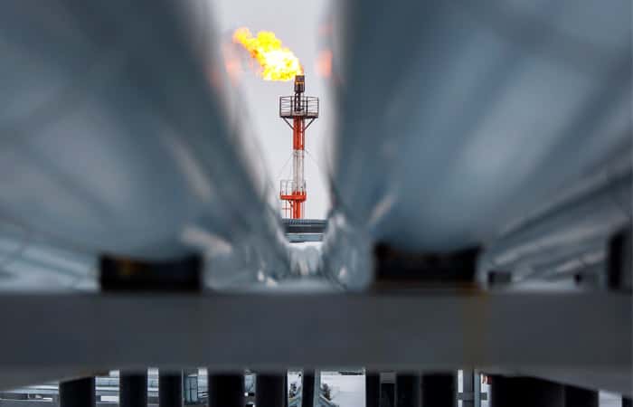 Нефть Brent опустилась ниже 39$ за баррель. Эксперт объясняет, почему снижение цен будет недолгим