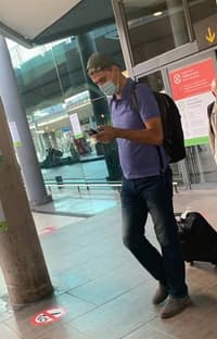 Из фотографий, сделанных преступниками