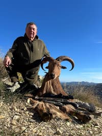 Василий Шестаков с очередным убитым в Испании животным