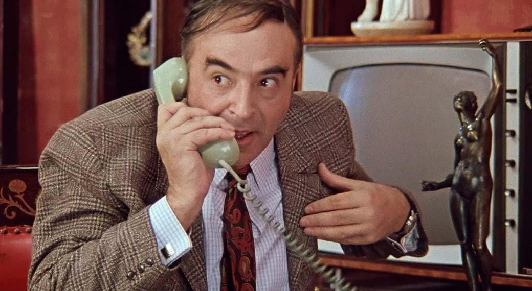 «На меня написал донос собственный отец». В Россию вернулась сталинская культура стукачества