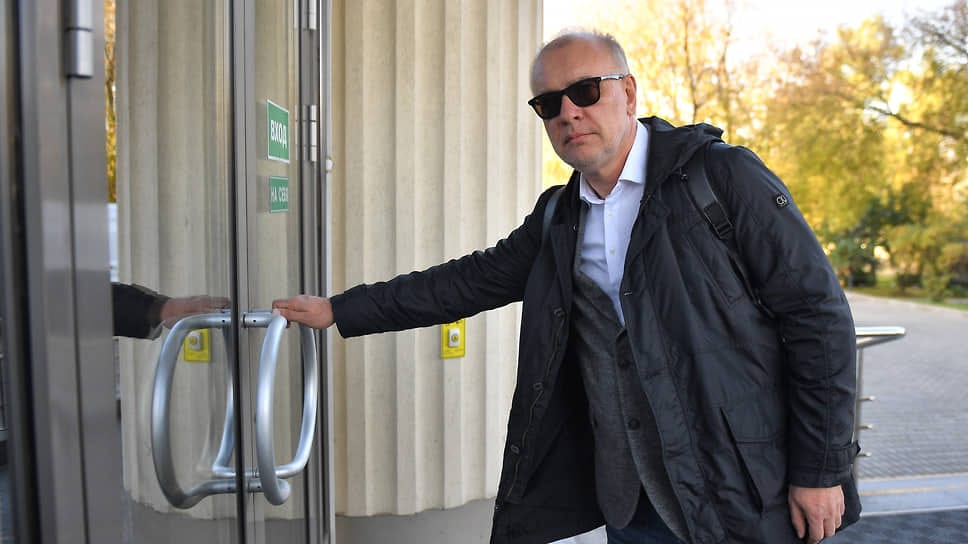 Адвоката Дмитрия Талантова, защитника журналиста Ивана Сафронова, арестовали до 21 августа по делу о «фейках» про армию