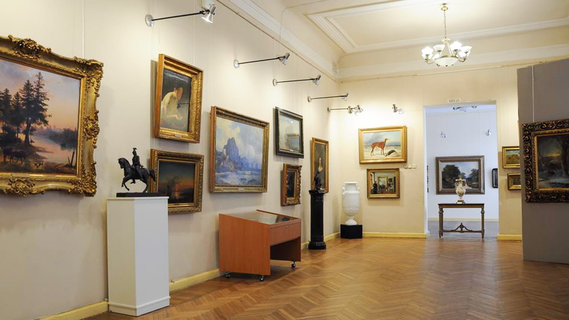 Российские военные вывезли из Херсона около 15 тысяч экспонатов — «Центр национального сопротивления»