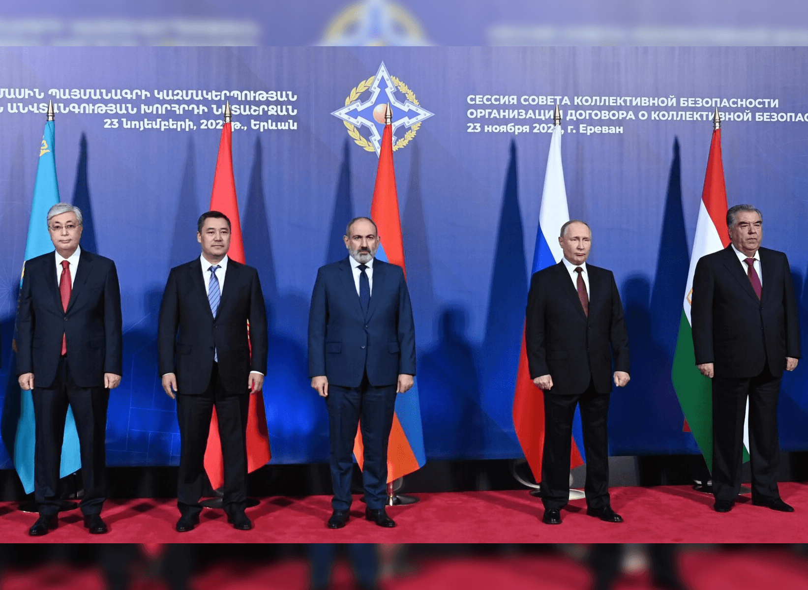 На парад 9 мая в Москву приедут главы пяти стран. В прошлом году Кремль никого не приглашал, заявив, что «это наш праздник»