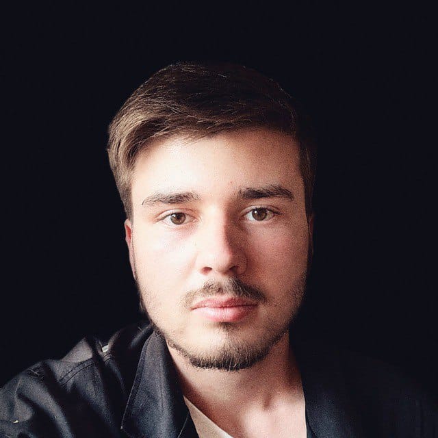 «Источники финансирования не спрашивали». Минюст внес в реестр «иноагентов» 19-летнего парня, который заполнил анкету «по приколу»