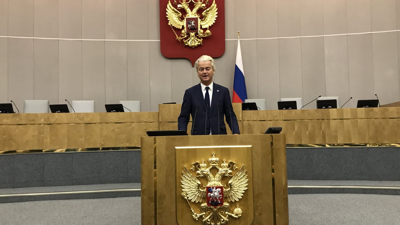 На выборах в Нидерландах победили ультраправые. Лидер партии хвалил Путина, приезжал в Госдуму и выступил против помощи Украине