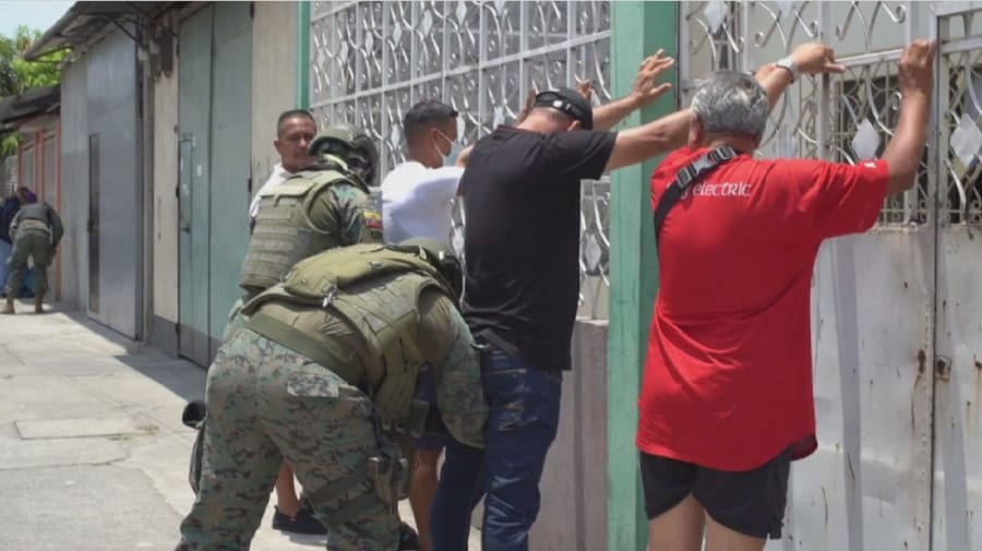 Предприниматели столицы Эквадора предупредили о риске обвала местной экономики из-за режима ЧС