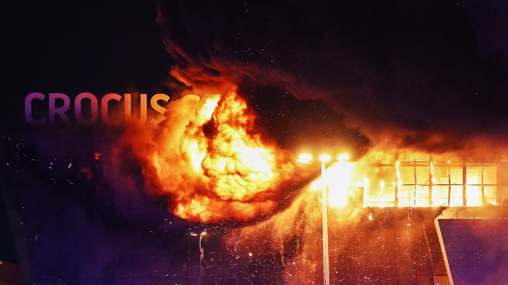 США предупреждали Россию о теракте и предоставили разведданные о потенциальном нападении — CBS News