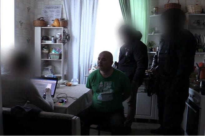 Жителя Новосибирска приговорили к 12 годам за попытку поджечь цистерну на железнодорожной станции