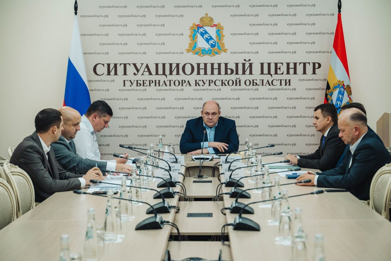 Жители Курской области, потерявшие дома из-за обстрелов, потребовали дать им новое жилье. Власти утверждают, что обстрелов не было