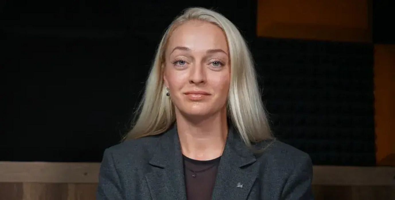 Бывший муж пропавшей вместе с детьми оппозиционерки Анжелики Мельниковой сообщил, что дочери находятся с ним в Беларуси