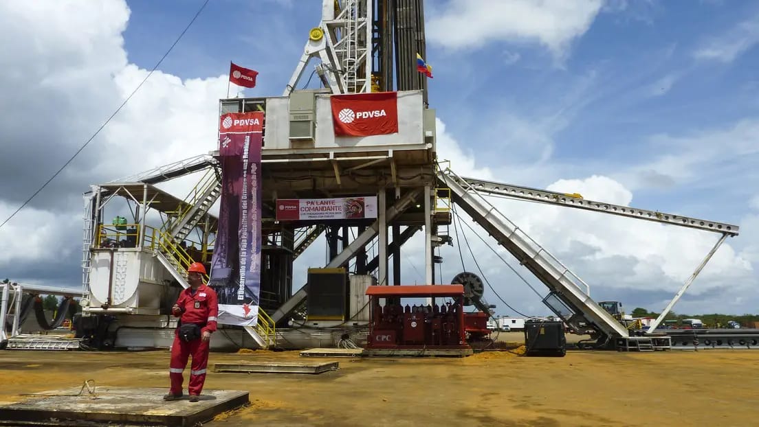 NYT: Режим Мадуро вел переговоры о передаче контроля над недрами Венесуэлы США