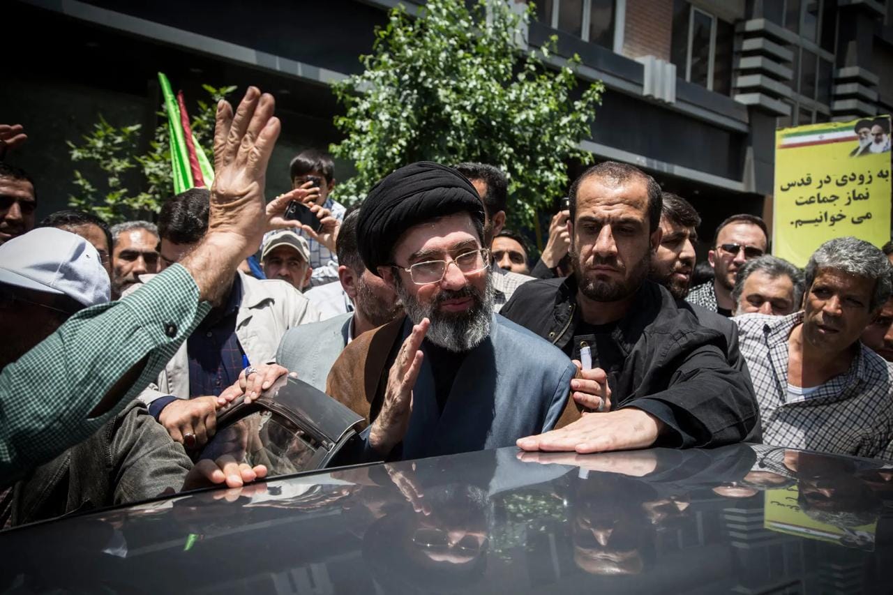 Сын Али Хаменеи избран новым верховным лидером Ирана