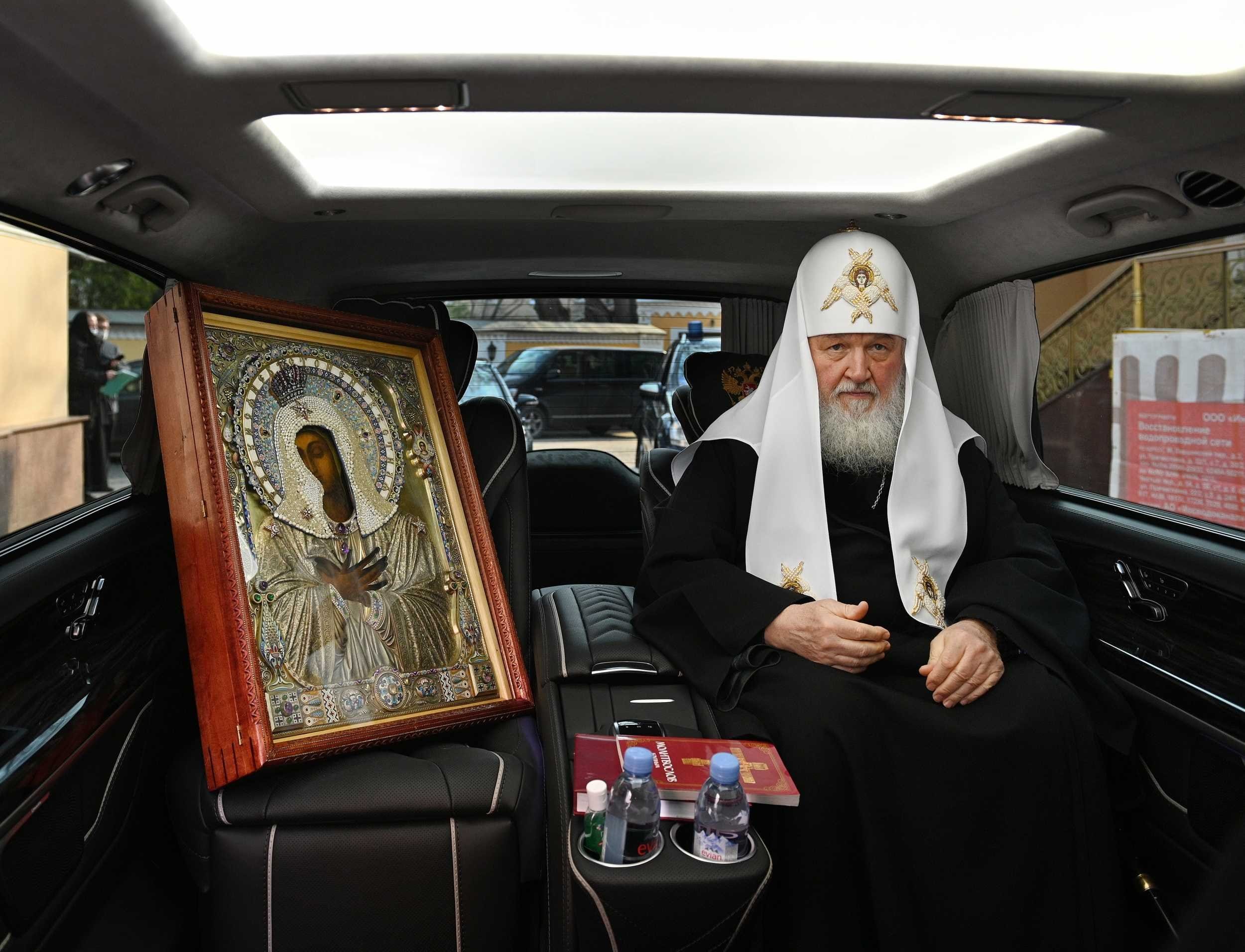 «Патриарх с иконой на Мерседесе — это не служение, а услуга класса люкс». Андрей Кураев о поведении РПЦ во время пандемии