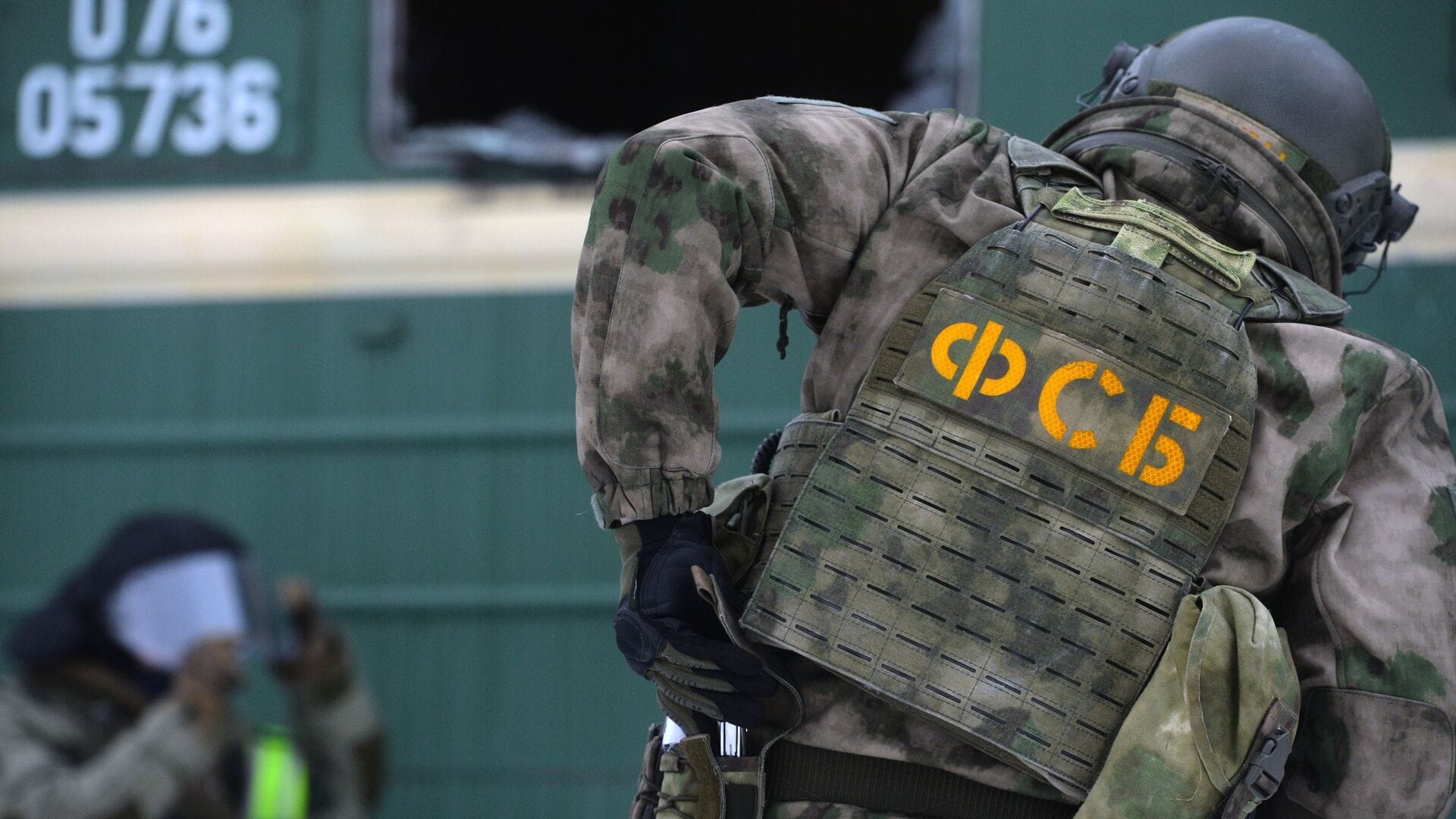 Неизвестным участником перестрелки силовиков и военных в Херсоне оказался сын одного из самых влиятельных генералов ФСБ