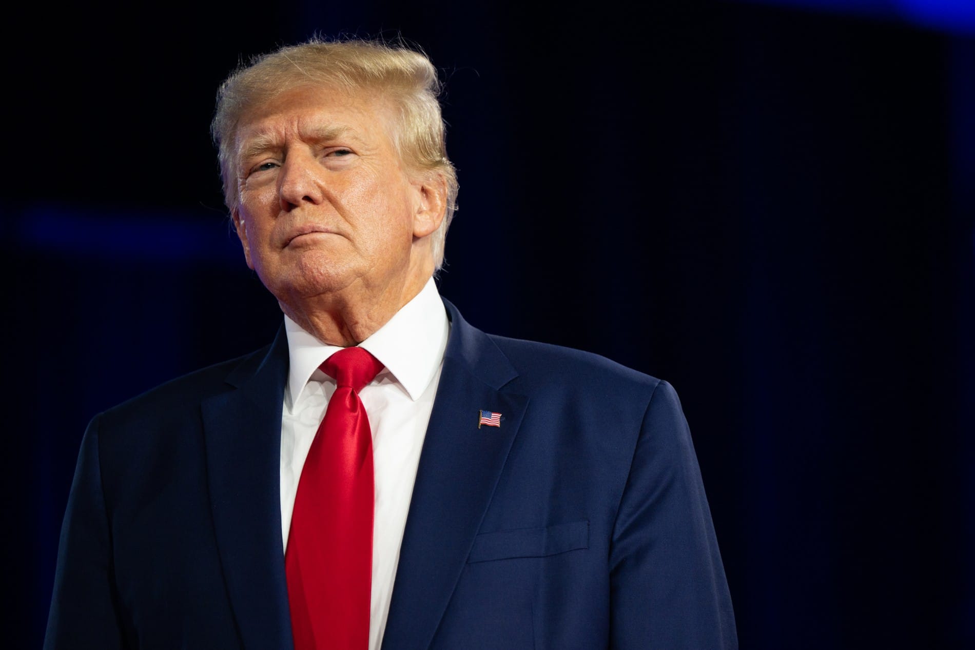 Суд во Флориде закрыл дело против Трампа по секретным документам