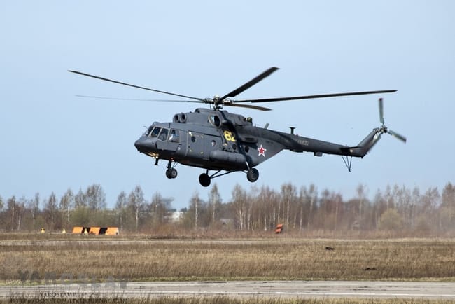 В Ростовской области при работе ПВО сбит российский вертолет Ми-8. Три члена экипажа погибли — источники Astra