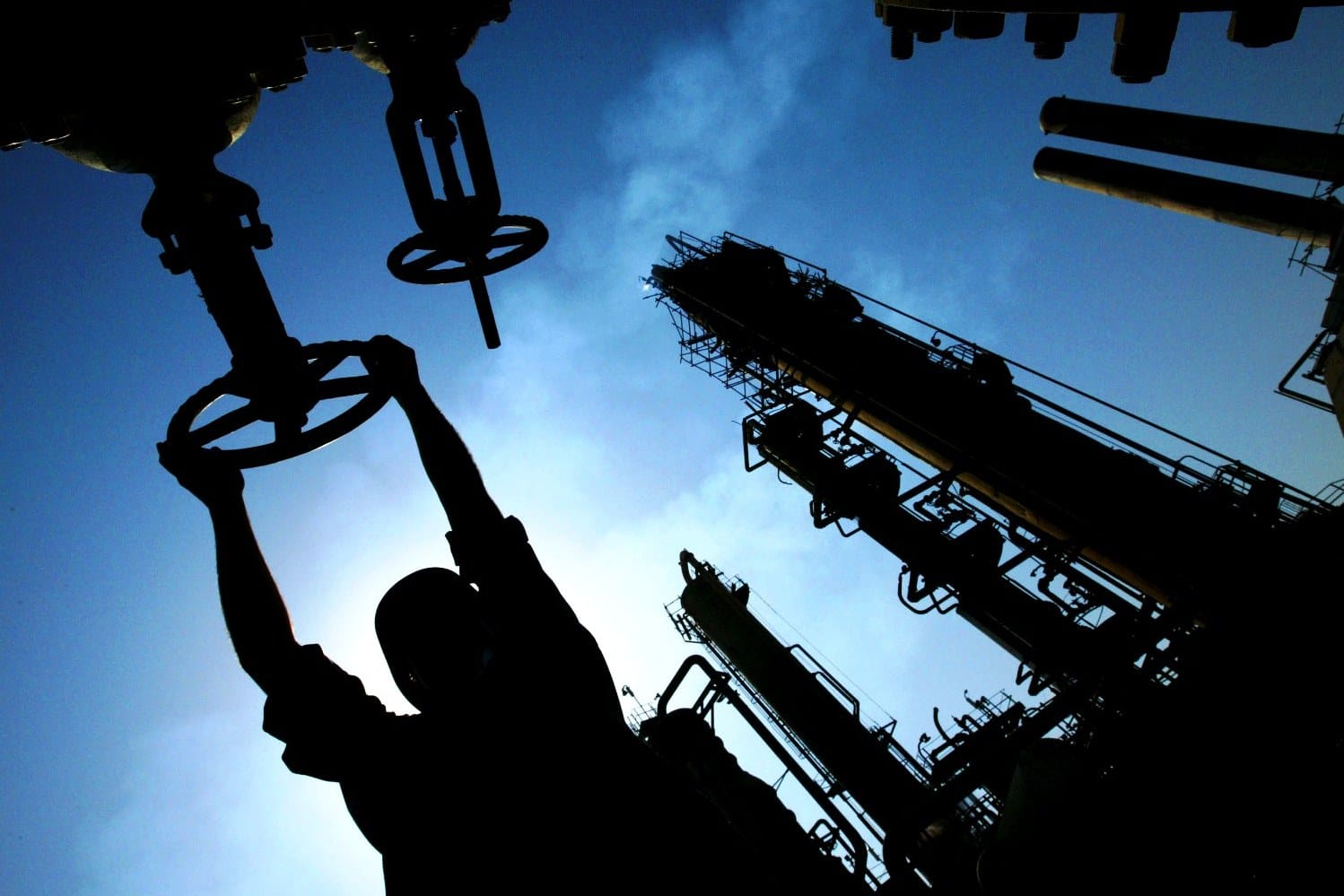 Цена нефти Brent опустилась ниже $30