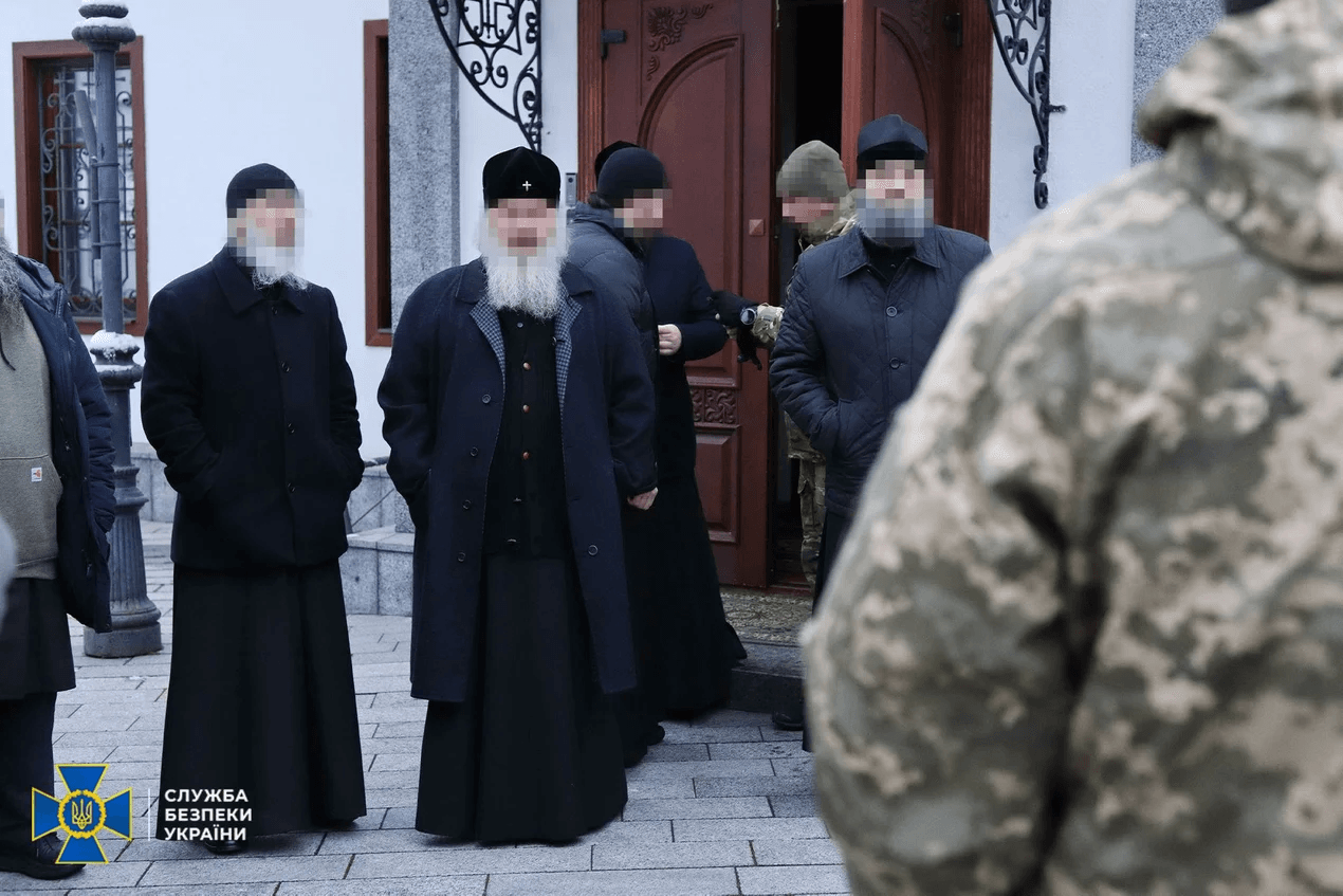 Обыски Службы безопасности Украины в Киево-Печерской лавре, ноябрь 2022
