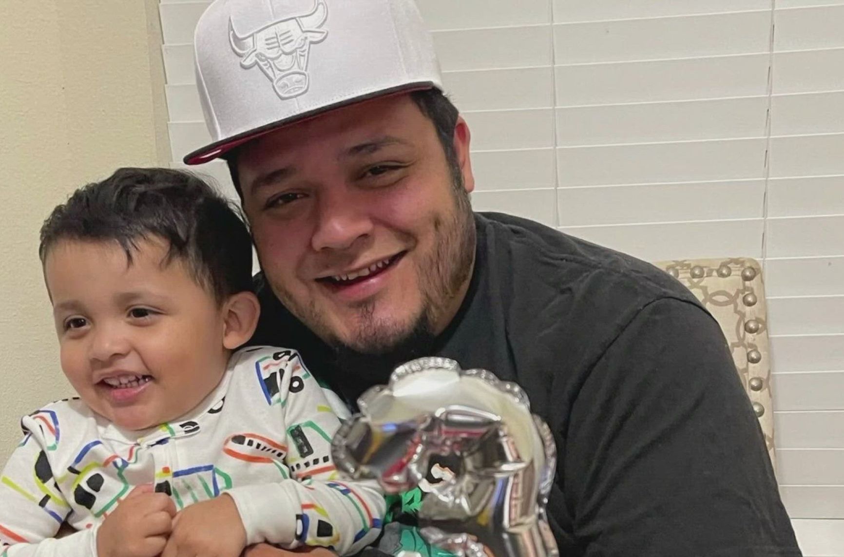 Kilmar Abrego García with his child