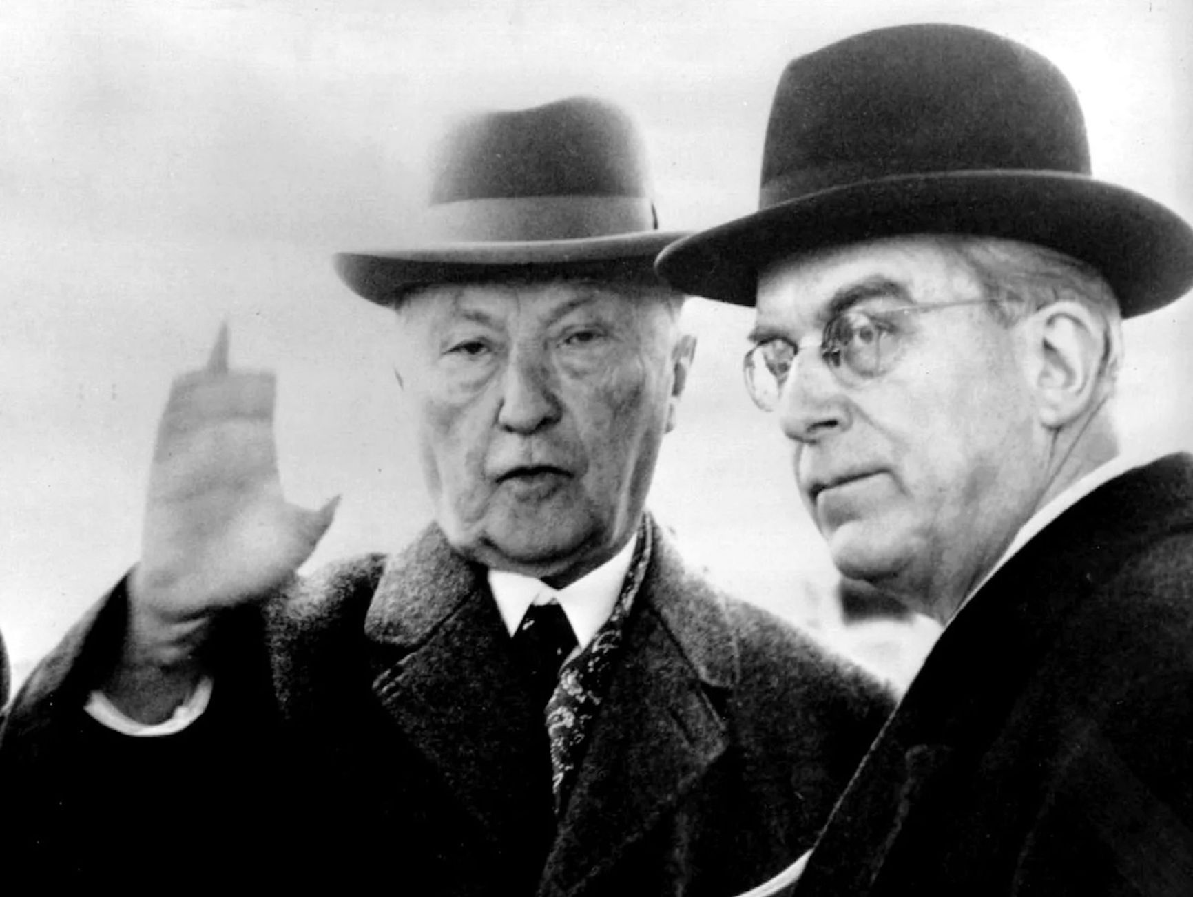 Konrad Adenauer (left)