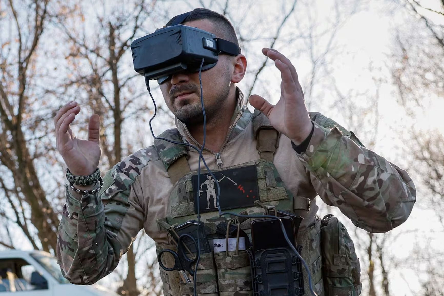 The operator of an FPV drone in action Alina Smutko / Reuters