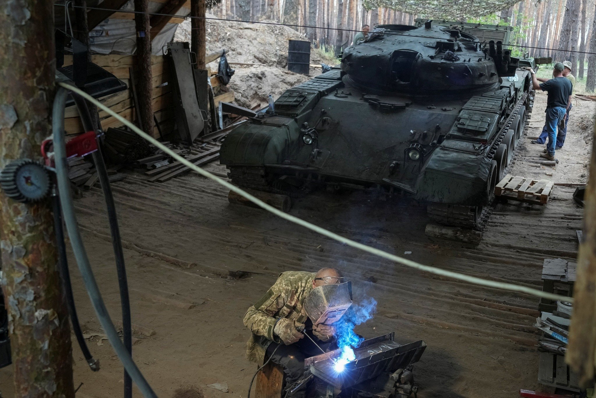 Украинский «танкенштейн» на основе САУ «Мста-С» с башней от танка Т-72Б