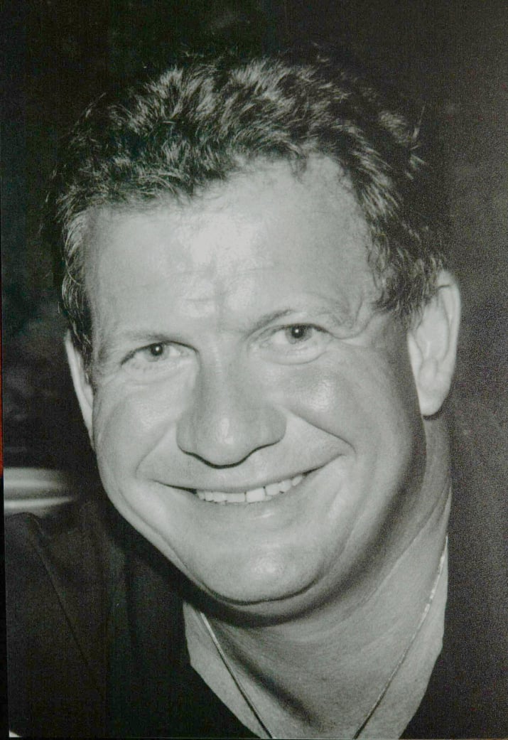 Стивен Кертис