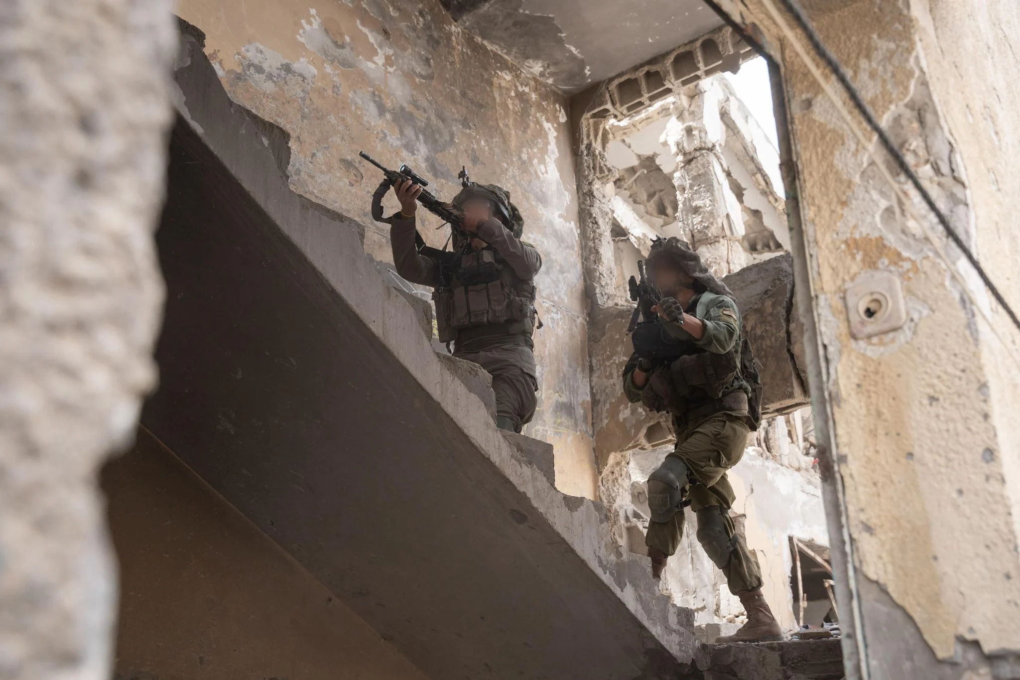 Израильские военные в пригороде Газы. Фото: ЦАХАЛ