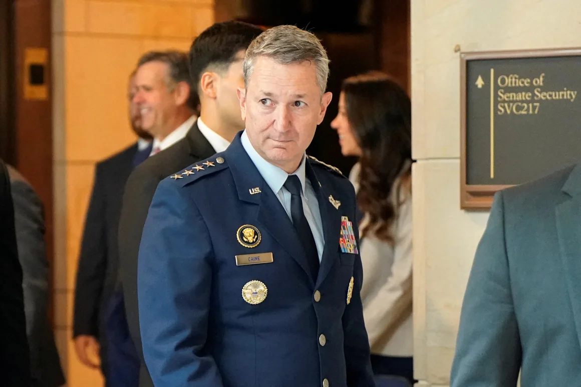 Генерал Дэн Кейн. Фото: Elizabeth Frantz / Reuters